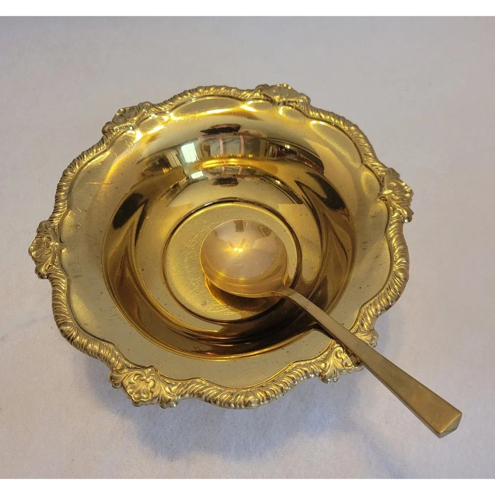 VTG Footed Serving Bowl and Ladle Set 7in Gold Tone‎ Ornate Scalloped Floral